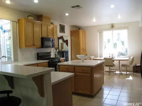 2480 Garrett Ct, Tracy, CA 95377 photo 5