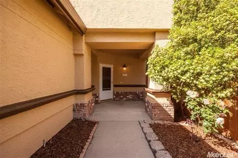 104 Tyrell Ct, Folsom, CA 95630 photo 4