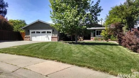 2011 Carob Ct, Carmichael, CA 95608 photo 1