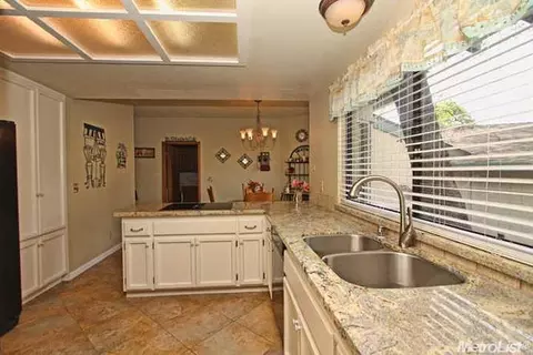 243 Spencer St, Folsom, CA 95630 photo 8