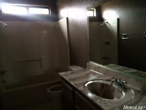 3424 Merrifield Ave, Modesto, CA 95356 photo 9