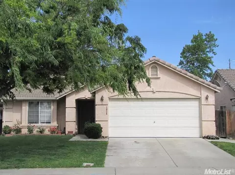 1824 Brahms Way, Modesto, CA 95358 photo 1
