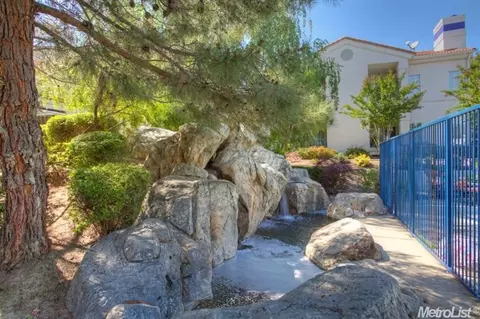 2810 Beachcomber East Dr, Rocklin, CA 95677 photo 9
