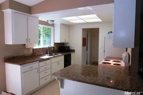 160 Pine Tree Cir, Pilot Hill, CA 95664 photo 4