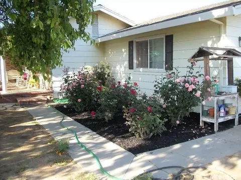 970 Steele Ave, Gustine, CA 95322 photo 2