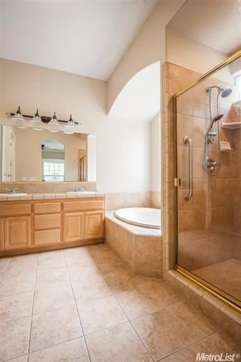 3552 Mono Pl, Davis, CA 95618 photo 9