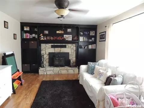 227 Kern St, Jackson, CA 95642 photo 3