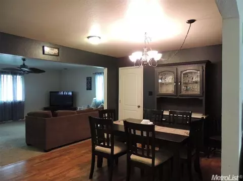 227 Kern St, Jackson, CA 95642 photo 5