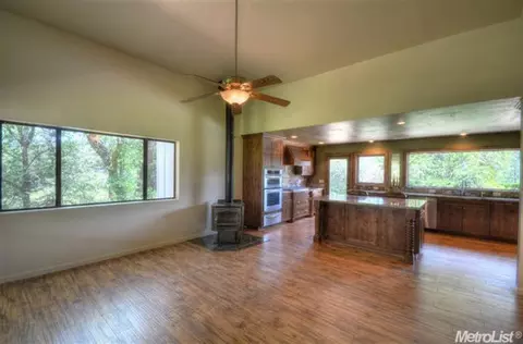 14508 Shake Ridge Rd, Sutter Creek, CA 95685 photo 3