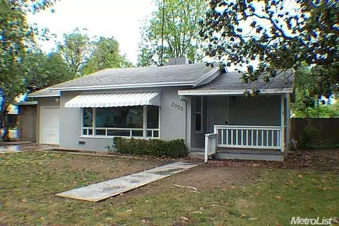 2025 Roble Ave, Modesto, CA 95354 photo 1