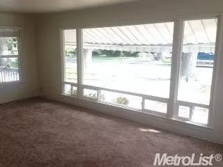 2025 Roble Ave, Modesto, CA 95354 photo 2