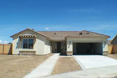 7601 Falcon Ct, Hughson, CA 95326 photo 1