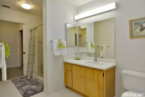 1707 Olympic #24, Davis, CA 95616 photo 11