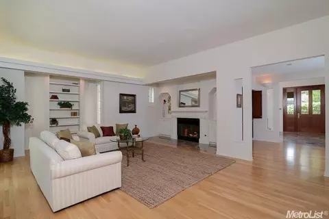 4712 Tree Shadow Pl, Fair Oaks, CA 95628 photo 6