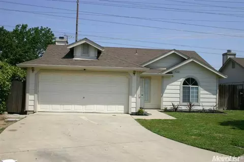 1528 Prospect Ln, Modesto, CA 95355 photo 2