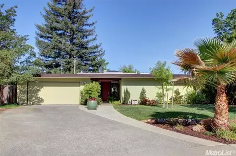 5481 Wildflower Cir, Carmichael, CA 95608 photo 2