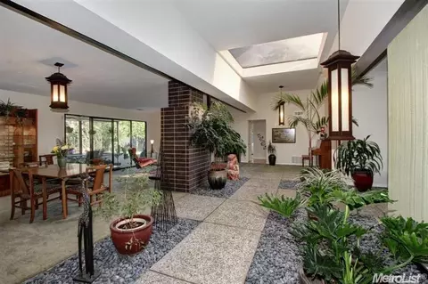 5481 Wildflower Cir, Carmichael, CA 95608 photo 4