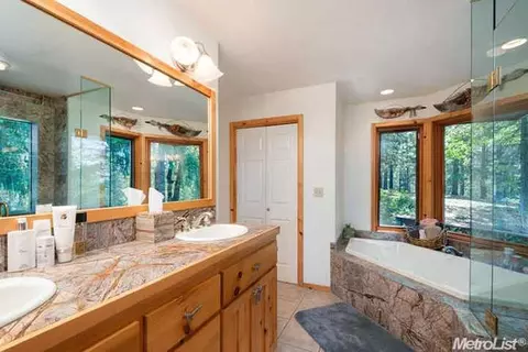 8525 Balderston Rd, Georgetown, CA 95634 photo 11