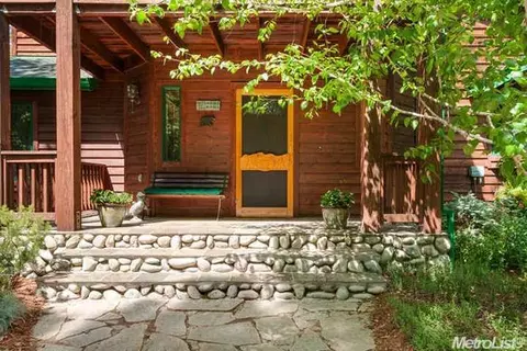 8525 Balderston Rd, Georgetown, CA 95634 photo 2