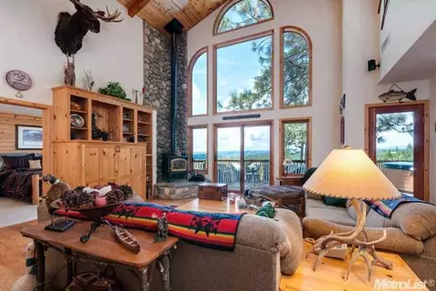 8525 Balderston Rd, Georgetown, CA 95634 photo 4