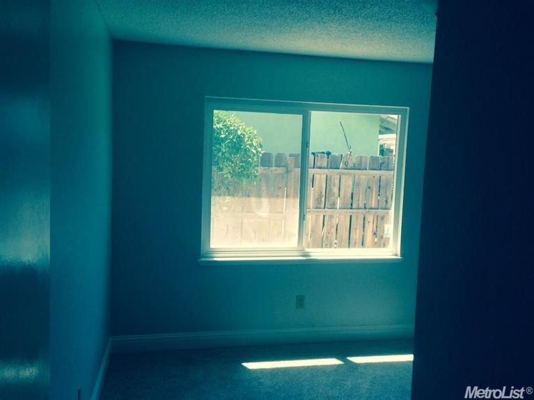 916 Winepress Ln, Modesto, CA 95351 photo 19