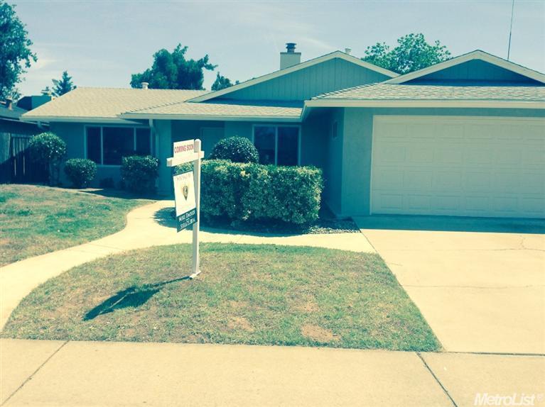 916 Winepress Ln, Modesto, CA 95351 photo 1