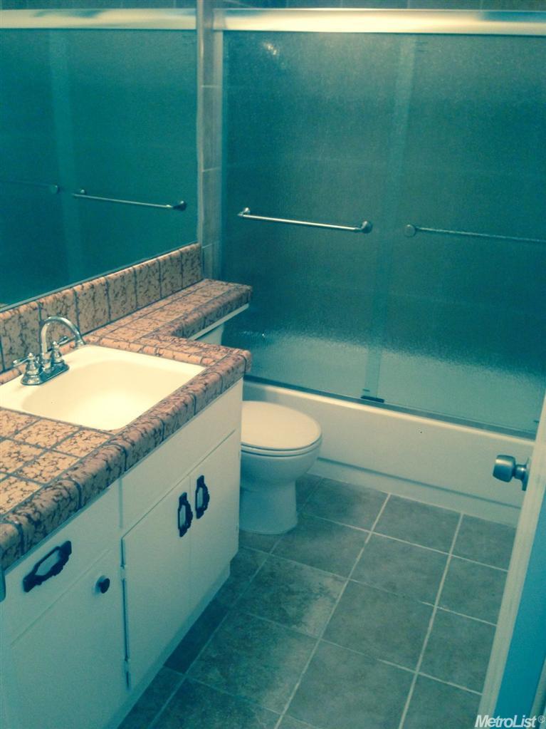 916 Winepress Ln, Modesto, CA 95351 photo 5