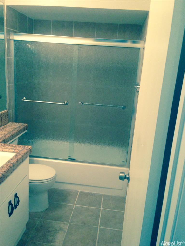 916 Winepress Ln, Modesto, CA 95351 photo 14