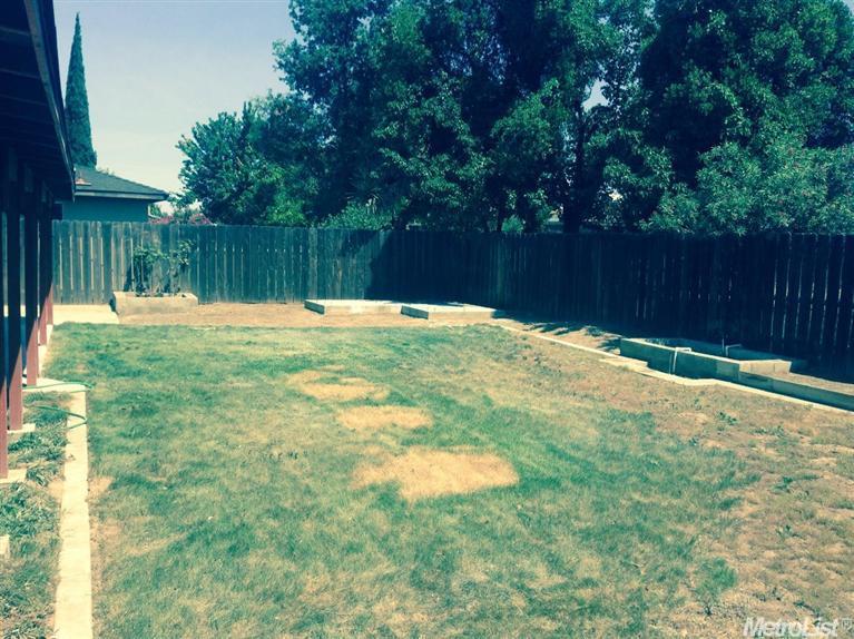 916 Winepress Ln, Modesto, CA 95351 photo 12