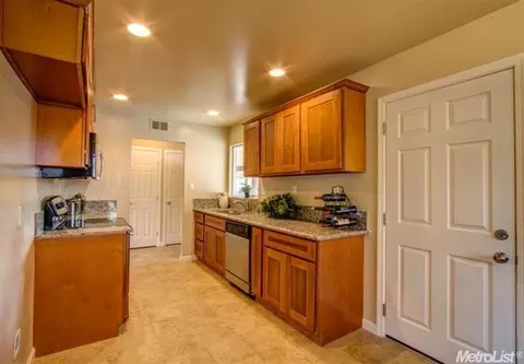 3224 Smathers Way, Carmichael, CA 95608 photo 4