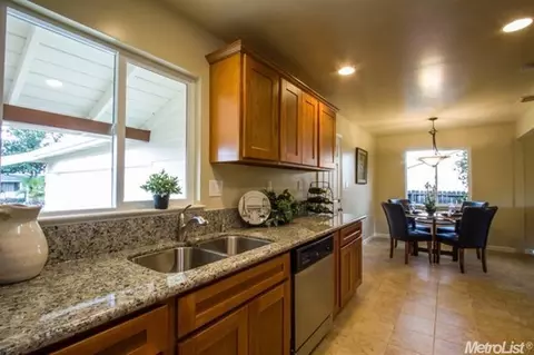 3224 Smathers Way, Carmichael, CA 95608 photo 3