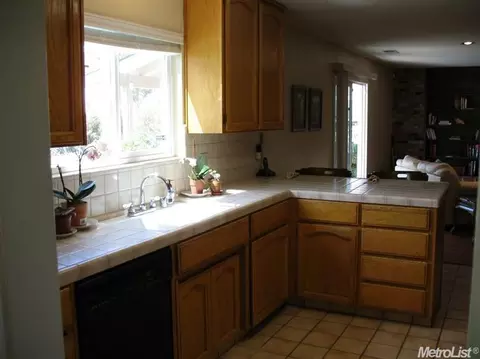 2104 Spring Oak Ct, Modesto, CA 95355 photo 12
