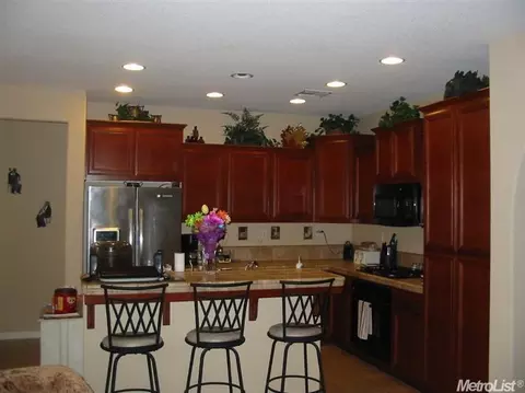 2249 Ravenbrook, Manteca, CA 95336 photo 4