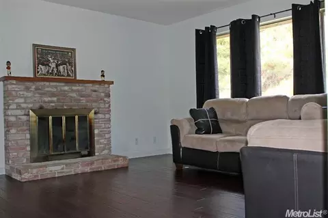 1620 Robbie Ave, Modesto, CA 95350 photo 4