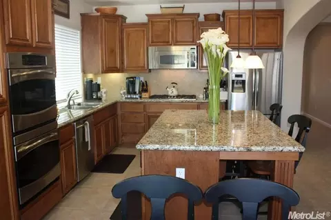 1768 Tasca Pl, Manteca, CA 95337 photo 4