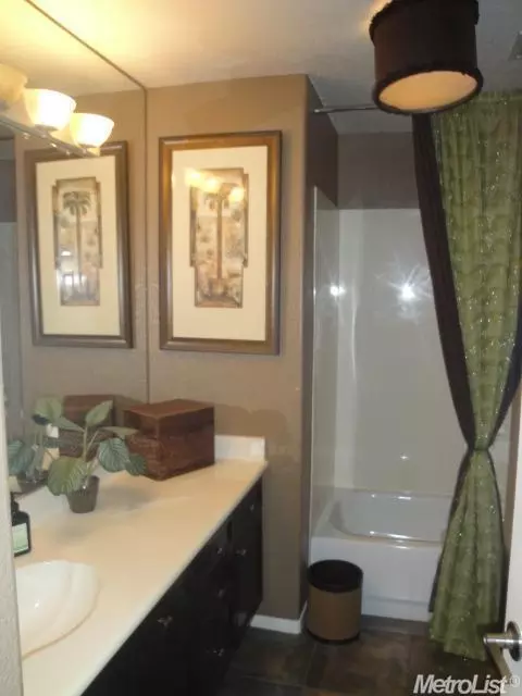 3121 Flushing Meadows Dr, Modesto, CA 95355 photo 12
