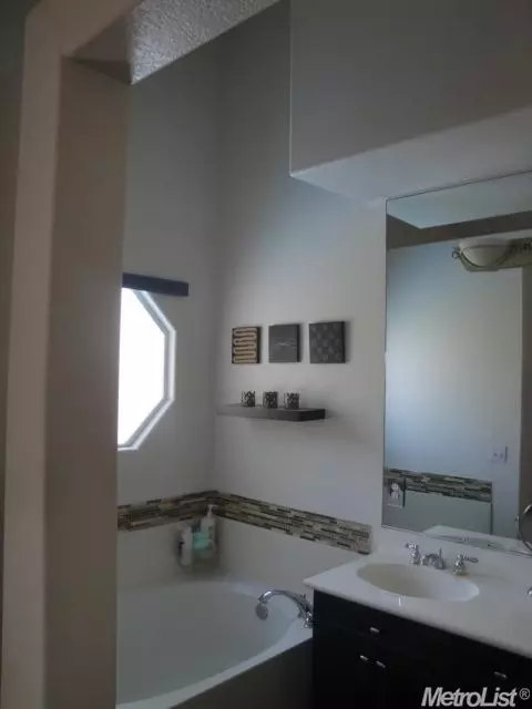 3121 Flushing Meadows Dr, Modesto, CA 95355 photo 11