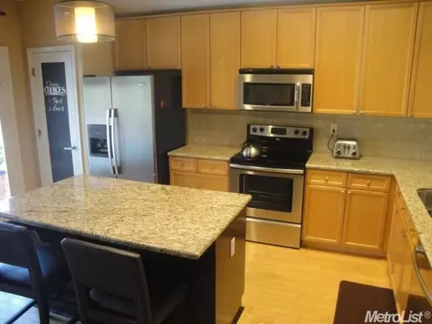 3121 Flushing Meadows Dr, Modesto, CA 95355 photo 17
