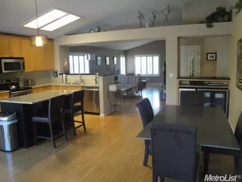 3121 Flushing Meadows Dr, Modesto, CA 95355 photo 6