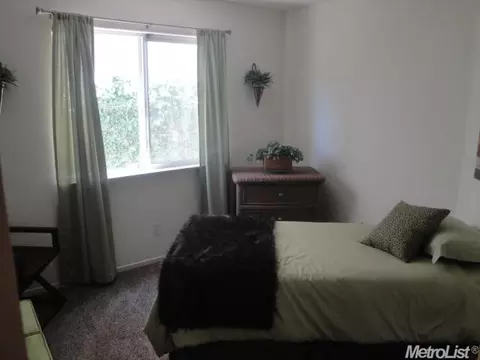3121 Flushing Meadows Dr, Modesto, CA 95355 photo 14