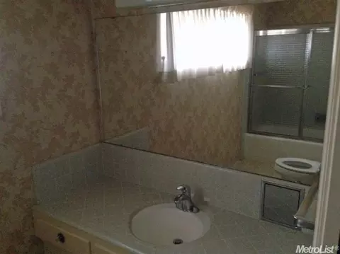 2368 Cabrillo Cir, Lodi, CA 95242 photo 5