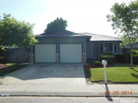 828 Emerald Pl, Manteca, CA 95336 photo 1
