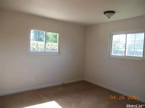 828 Emerald Pl, Manteca, CA 95336 photo 6