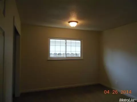 828 Emerald Pl, Manteca, CA 95336 photo 5