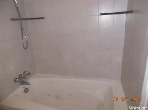 828 Emerald Pl, Manteca, CA 95336 photo 8