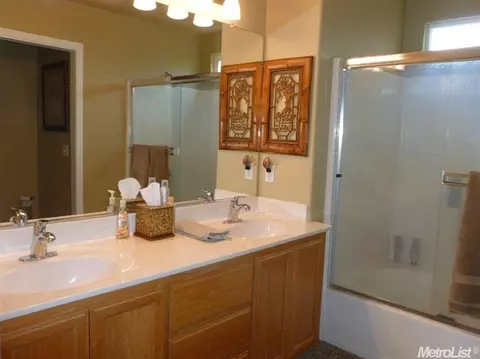 1724 Rothchild Dr, Modesto, CA 95355 photo 18