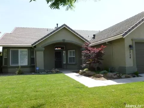1724 Rothchild Dr, Modesto, CA 95355 photo 2