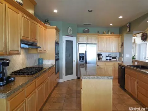2000 Walnut Ct, Rescue, CA 95672 photo 5
