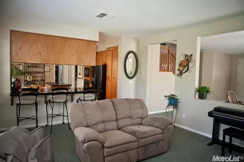 2863 Meredith Ct, Tracy, CA 95377 photo 4