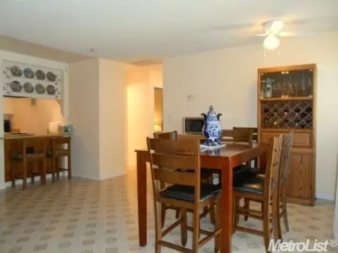 2804 Boardwalk, Modesto, CA 95350 photo 8